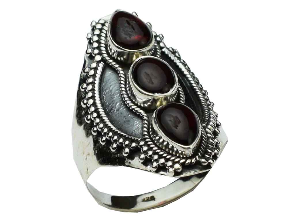 Silver Ring Garnet Cab