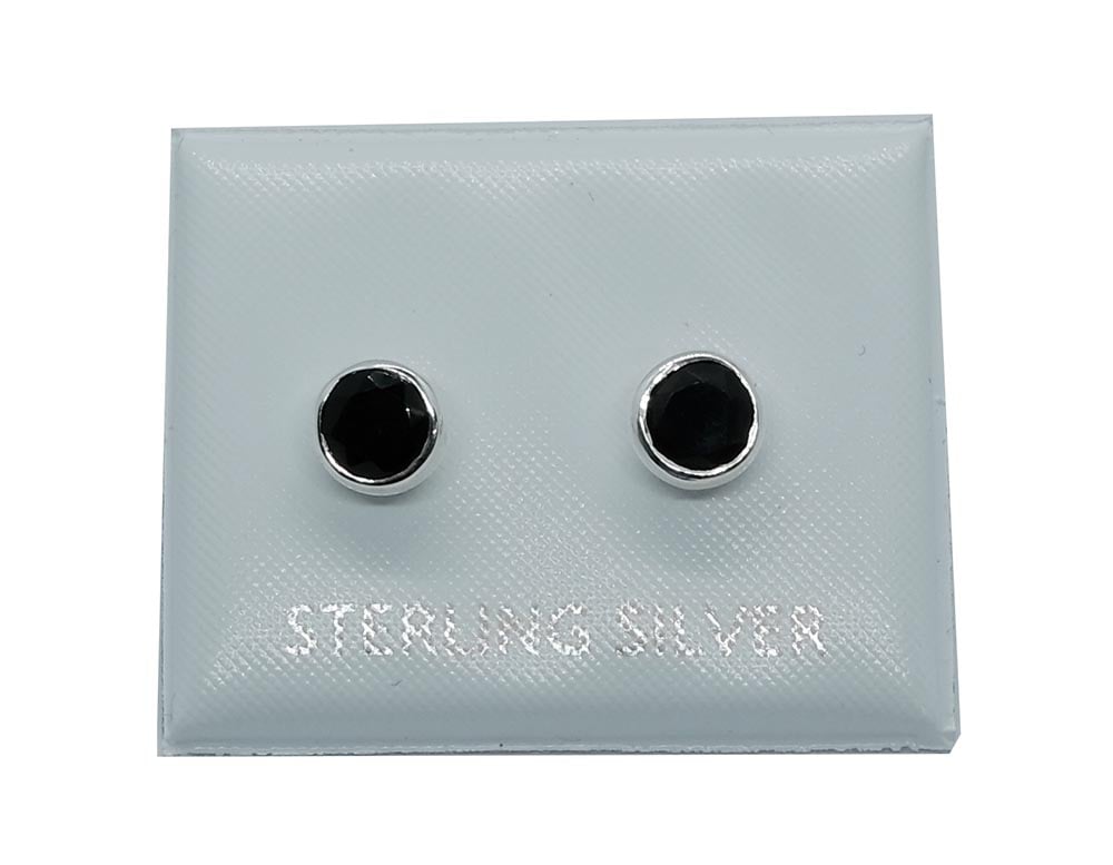 Silver Stud Round Cut Onyx