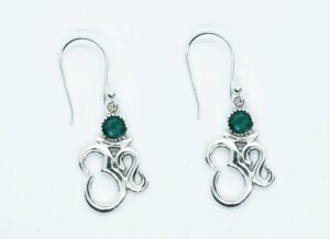 Silver Earring Om Emerald