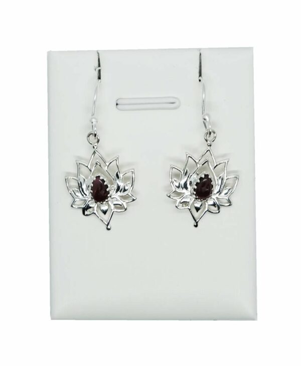 Silver Earring Lotus Garnet