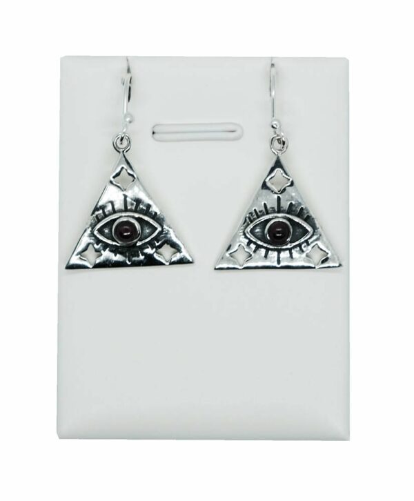 Silver Earring Eye Garnet