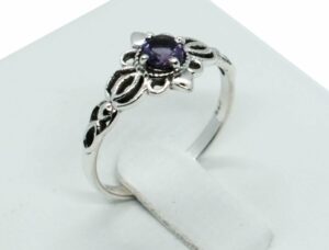 Silver Ring Flower Amethyst