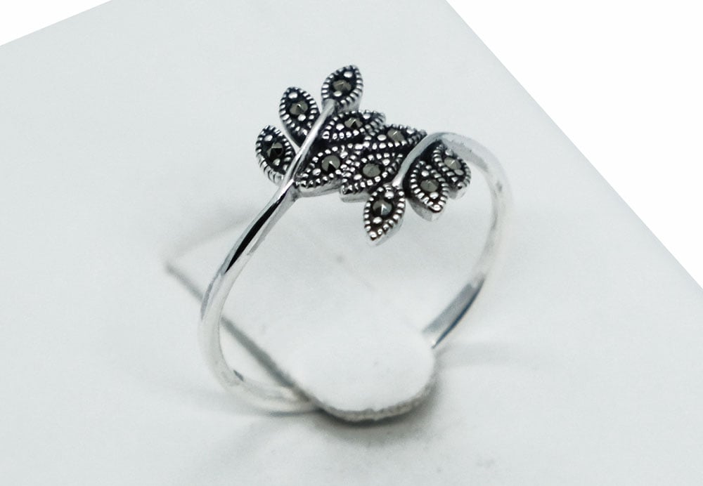 Silver Ring Marcasite Leaves