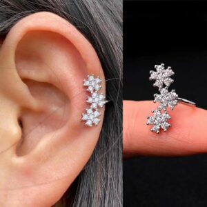 Stud Winter Flower Silver