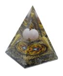 Pyramid Orgone Labradorite