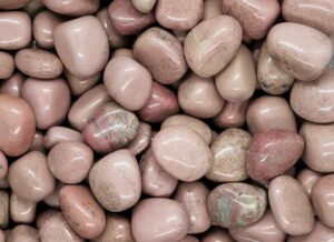 Tumblestone Chinese Rhodonite 2-3cm