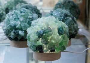 Lamp Rough Fluorite 12cm