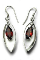 Silver Earring Oval Garnet