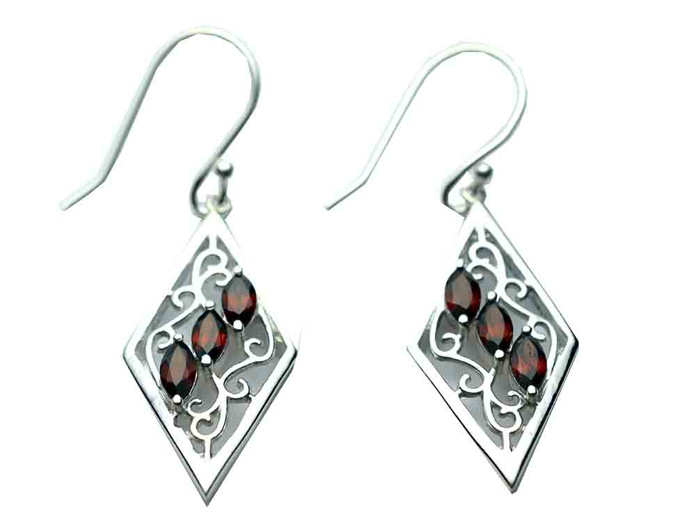 Silver Earring Triple Garnet