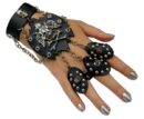 Finger Bracelet Evil Face