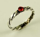 Toe Ring Silver Twist With Stone