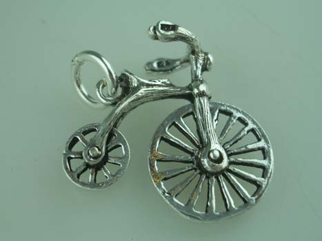 Pendant Silver Bicycle 20mm