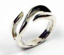 Ring Silver S-Shape Band