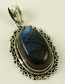 Silver Pendant Oval Fancy Edge