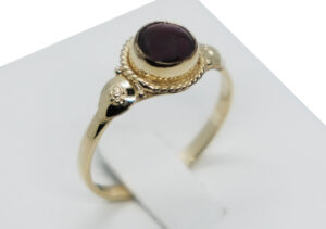 Gold PL Ring Garnet Stone