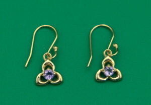 Gold Plated Earring Triquatra Amethyst