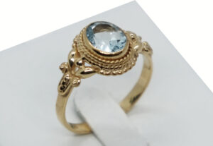 Gold PL Ring Oval Blue Topaz